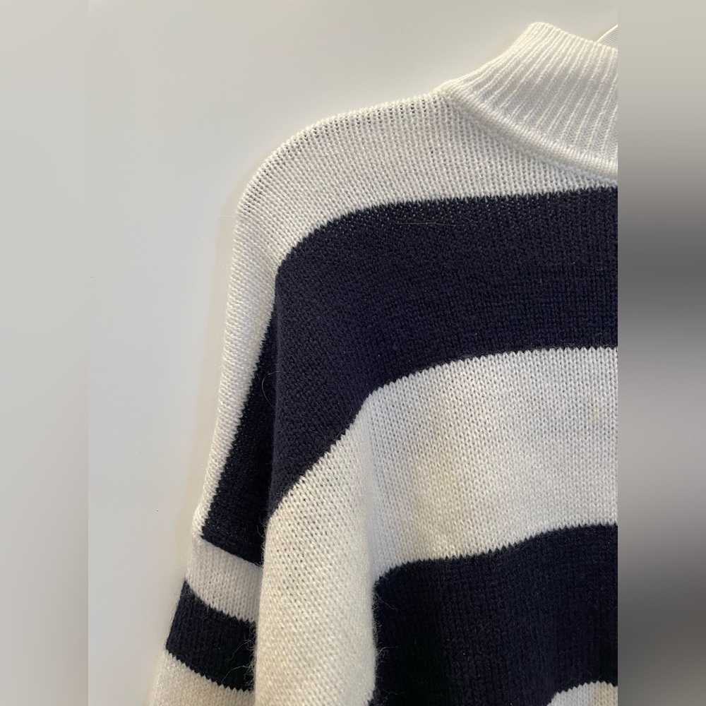 Striped Black and White Women's Sweater